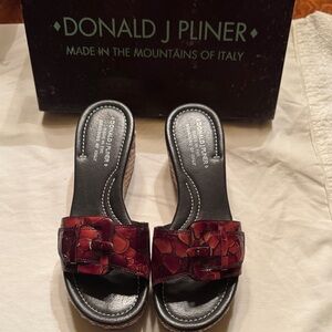 Donald J. Pliner Burgundy Slide Sandals